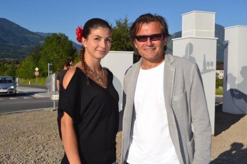 Künstler Marbod Fritsch mit Ideengeberin Diana Stefanescu.