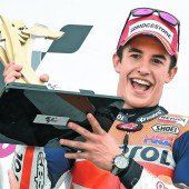Alle Neune für Superstar Marquez
