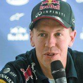 Vettel lächelte die Gerüchte weg