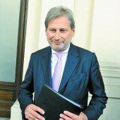 Hahn bleibt EU-Kommissar
