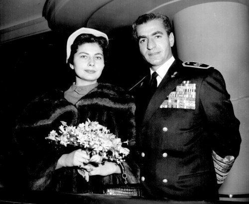 Soraya mit ihrem Ehemann Schah Mohammed Reza Pahlavi. Die Ehe wurde wegen Kinderlosigkeit geschieden. Foto: EPA