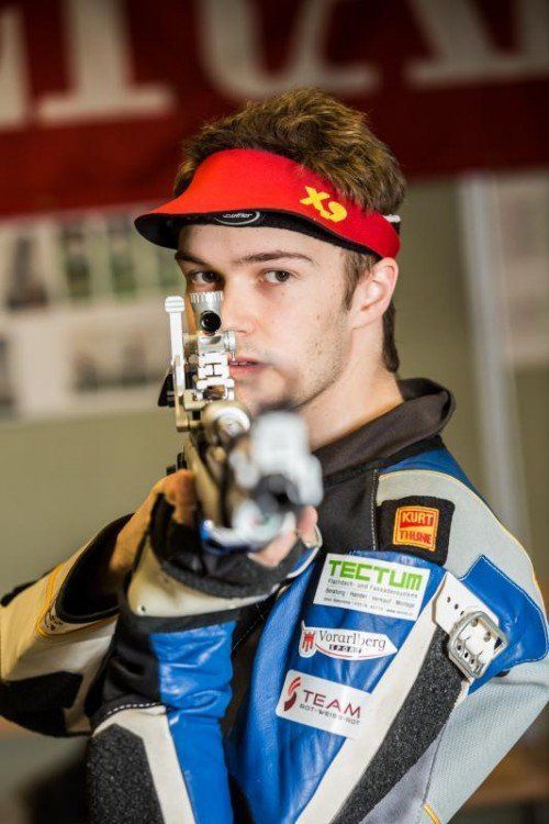 Thomas Mathis entschied beim Arge-Alp-Cup die Bewerbe im Luftgewehr und Kleinkaliber (Liegend und Dreistellung) für sich. Foto: steurer