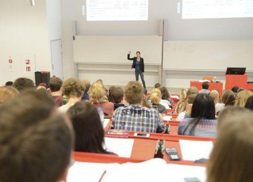 Universitäres Flair wird auch die Ausbildung der Pflichtschullehrer ab dem Studienjahr 2015 haben. Foto:APA