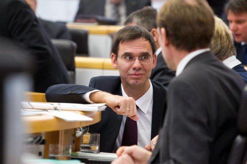 Wallner im Gespräch mit grüner Opposition. FOTO: VN/STEURER