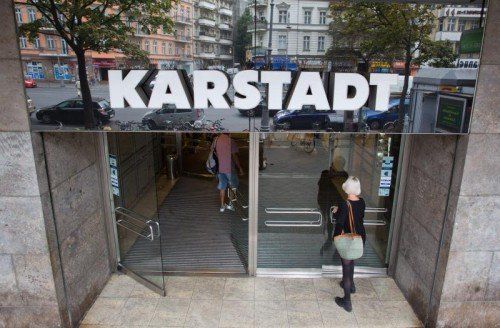 20 bis 30 Kaufhäuser könnten bei der Sanierung mittelfristig geschlossen werden. Karstadt betreibt 83 Kaufhäuser.  Foto: GEPA
