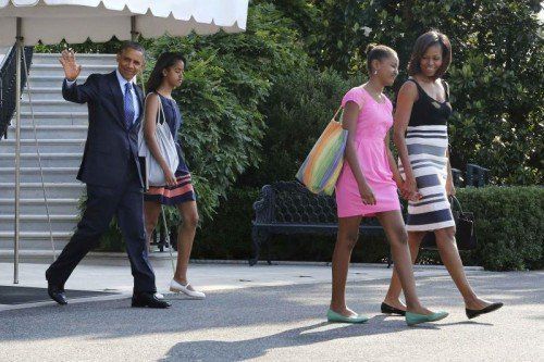 Barack und Michelle Obama wollen zwei Wochen ausspannen. Ob ihre Töchter mit von der Partie sind, wurde nicht verrraten. Foto: AP