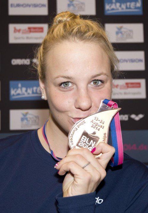 Die Kärntnerin Lisa Zaiser mit ihrer Bronzemedaille. Foto: gepa