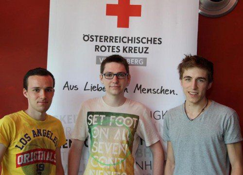 Die neuen Zivildiener Valentin Fritz, Adam Bichler und Martin Häusle. Foto: Rotes Kreuz  