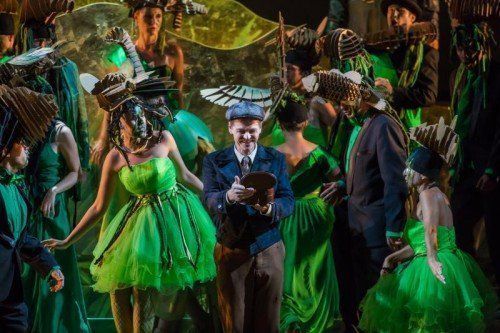 Eine Szene aus der komischen Oper „Die unerwartete Schwalbe“. Beide Stücke werden in französischer Sprache mit deutschen
Übertiteln gespielt. foto: vn/steurer
