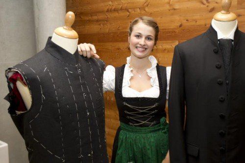 Kathrin vom Maaß Schneiderstüble in Lingenau. Fotos: VN/Paulitsch