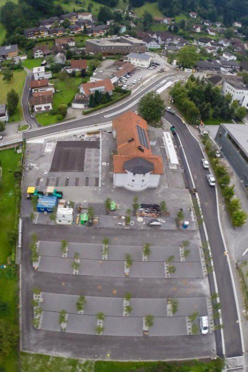 luftbild straßenbaustelle in wolfurt, Überblick über die Baumaßnahmen auf der Hofsteigader - mit Wälderstraße bis Ende Parkplätze