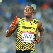Usain Bolt führt die Staffel von Jamaika zu Gold