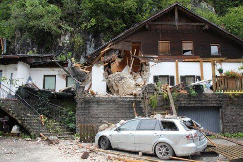 Von der 20 Meter hohen Wand löste sich ein Fels von der Größe eines Pkw. Foto: APA