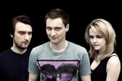 Wenn das sympathische Trio The Subways auf der Bühne rockt, wirkt die gute Laune oft noch stundenlang nach. foto: poolbar