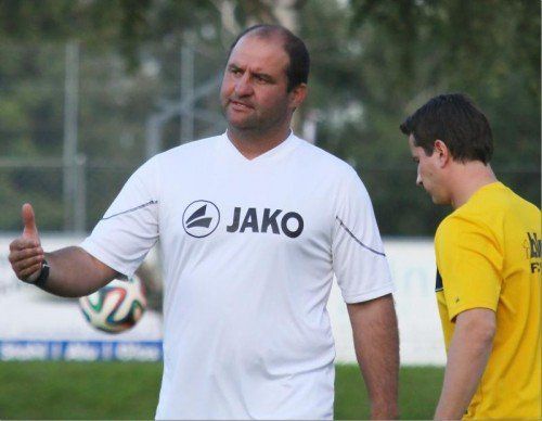 Alexander Schwärzler (l.) ist in Höchst der neue Kotrainer von Bernhard Erkinger (r.) Foto: luggi knobel