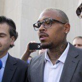 Schlägerei: Chris Brown bekennt sich schuldig