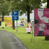 Wahlplakate, wohin man schaut