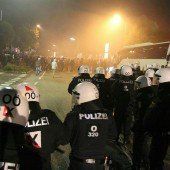Mehrere Festnahmen bei Ausschreitungen