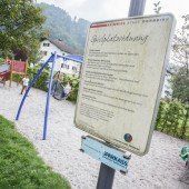Spielplätze sauber halten