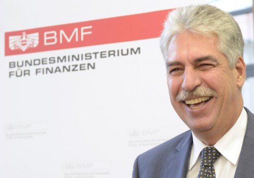 Inkrafttreten der Steuerreform ist von der Gegenfinanzierung abhängig, so Finanzminister Schelling. FOTO: APA