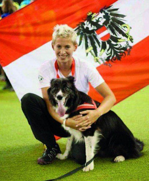 Lisa Frick und ihr Border-Collie Hoss. Foto: hundefotografin.at