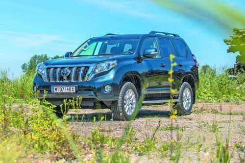 Nur eine handvoll Autos können im Gelände, was der Land Cruiser zu bieten hat: ein echter Abenteurer. Fotos: vn/Steurer
