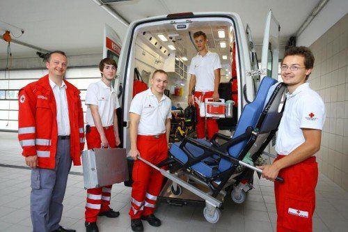 Russausfahrt; Rotes Kreuz Abteilung Bregenz; Kommandant Roland Paterno mit Auto