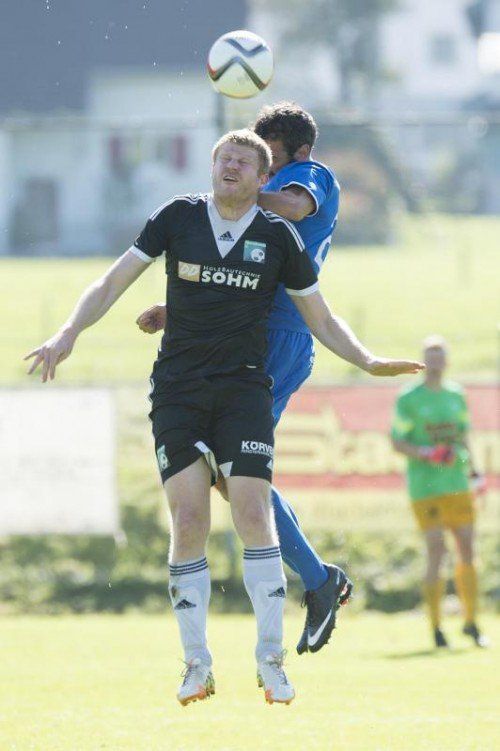 Stefan Betsch erzielte alle drei Alberschwender Treffer beim 3:1-Heimsieg über die Admira aus Dornbirn. Foto: stiplovsek