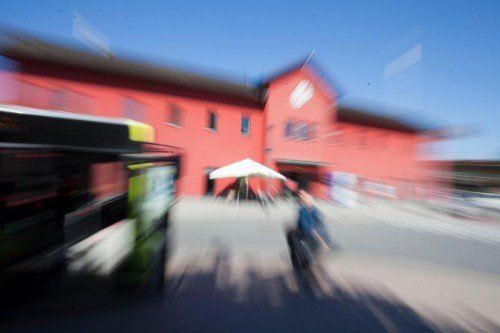 Am Bahnhof Dornbirn trafen die Jugendlichen am Montagabend auf ihre späteren Opfer.