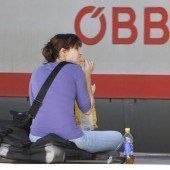 Grobes Foul von hinten gegen die Bahnfahrer