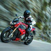 BMW: Guter Motorradabsatz