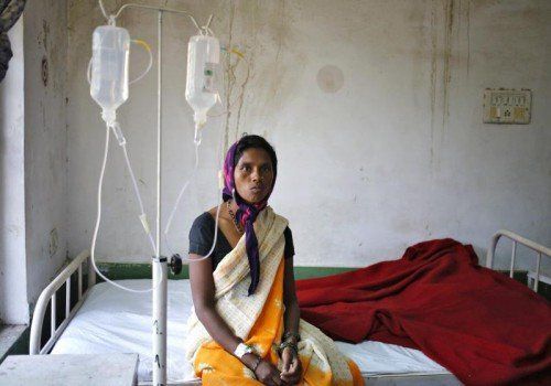 Am Samstag hatten sich 83 Frauen sterilisieren lassen, 13 von ihnen sind gestorben. Foto: Reuters