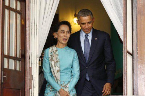 Außenpolitisch hat Obama zurzeit mehr Erfolg: In Myanmar traf er Oppositionsführerin Aung San Suu Kyi und stärkte ihr den Rücken. REUTERS