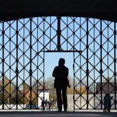 Dachau: Unbekannte stehlen eiserne KZ-Tür