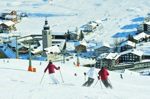 Der Tourismusort Lech führt das Ranking der finanzstärksten Gemeinden Österreichs an. Foto: Lech Tourismus