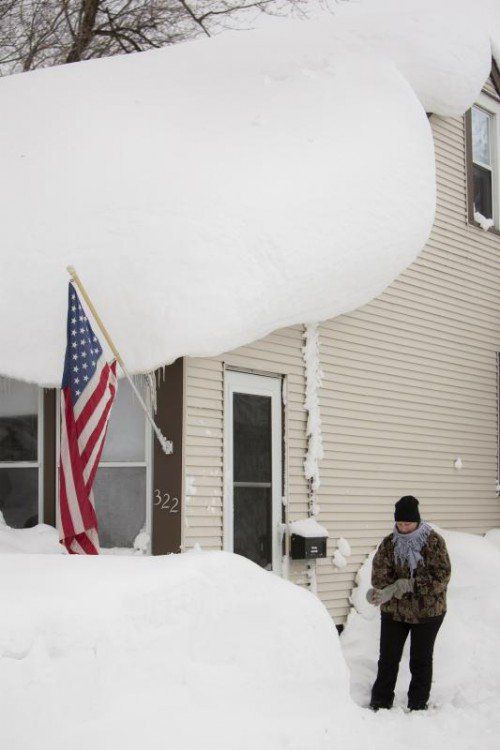 In Buffalo türmte sich der Schnee stellenweise über zwei Meter. RTS