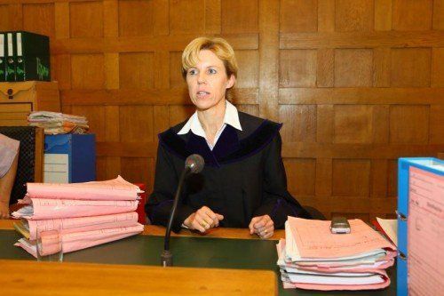 Jugendrichterin Angelika Prechtl-Marte führte den Prozess gegen den 15-Jährigen, der bereits zum dritten Mal vor dem Kadi stand.  Foto: VN/HB