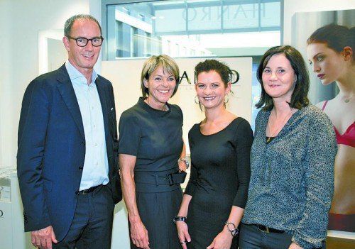 Luden zur Jubiläumsfeier: Geschäftsführer Stephan Hohmann, Elke Trupp, Jovanka Theuermann und Johanna Loacker (v. l.). Fotos: Franc