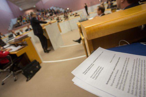 Der Tag begann mit einer Asyldebatte und endete mit der Wahl der neuen Rechnungshof-Präsidentin. VN/KH