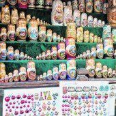 Matroschkas in allen Farben
