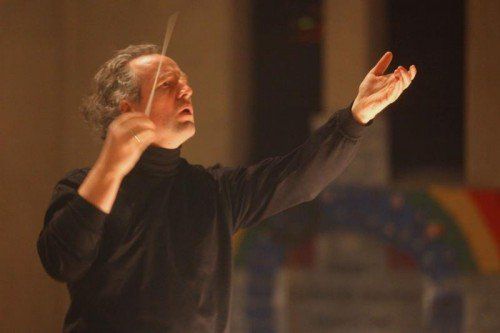 Die Engagements nach den Feiertagen führen den Vorarlberger Dirigenten Manfred Honeck nach Prag und nach Tel Aviv. Foto: VN
