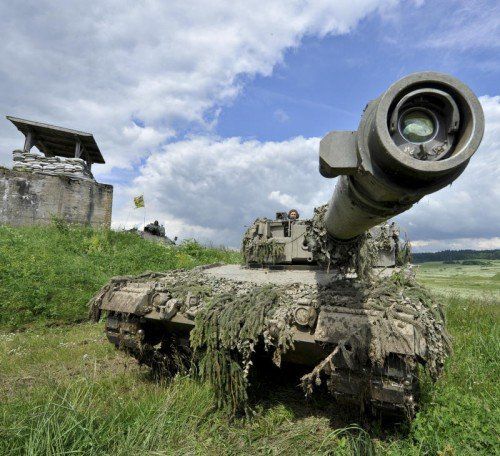 Ein möglicher Kompromiss in der Heeresreform: Die Masse der Kampfpanzer Leopard soll dem Vernehmen nach erhalten bleiben. FOTO. APA