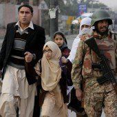 Mehr als 130 Schüler starben bei Terroranschlag in Pakistan