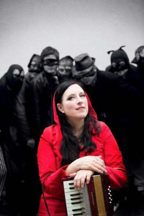 Erika Stucky kommt mit der Brassband Da Blechhauf’n in den Sonnenbergsaal nach Nüziders. foto: kultpur