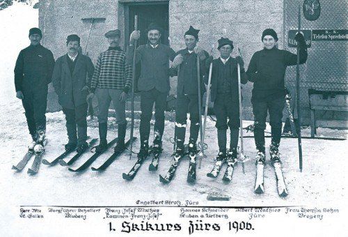 Erster Skikurs Zürs 1906. Fotos: Eggler, Sutter