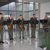 Militärmusik spielt im Medienhaus auf