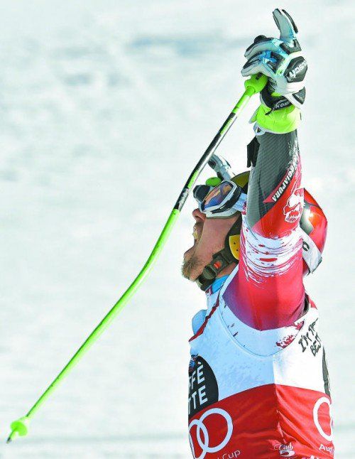 Marcel Hirscher jubelte nach dem Sieg im Riesentorlauf laut. Er hatte die Konkurrenz in Alta Badia deklassiert. Foto: apa
