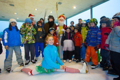 nikolaus am eislaufplatz hard