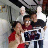 Keine Selfies bei Papst-Besuch