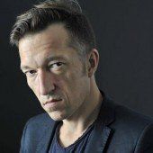 Lukas Bärfuss liest im Theater-Foyer